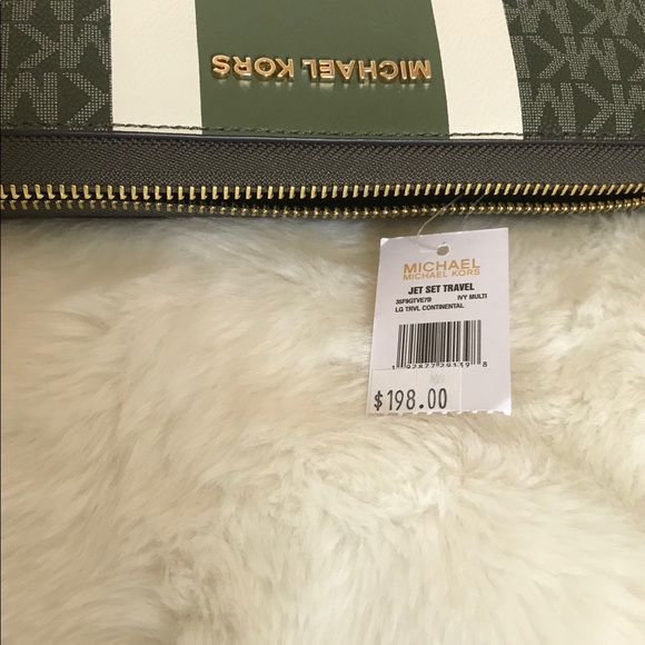 Michael Kors Jet Set Travel LG Continental - Picture 5 of 6